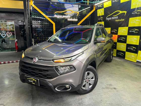 FIAT TORO 1.8 16V EVO FLEX FREEDOM AT6 FIAT TORO 1.8 16V EVO FLEX FREEDOM AT6